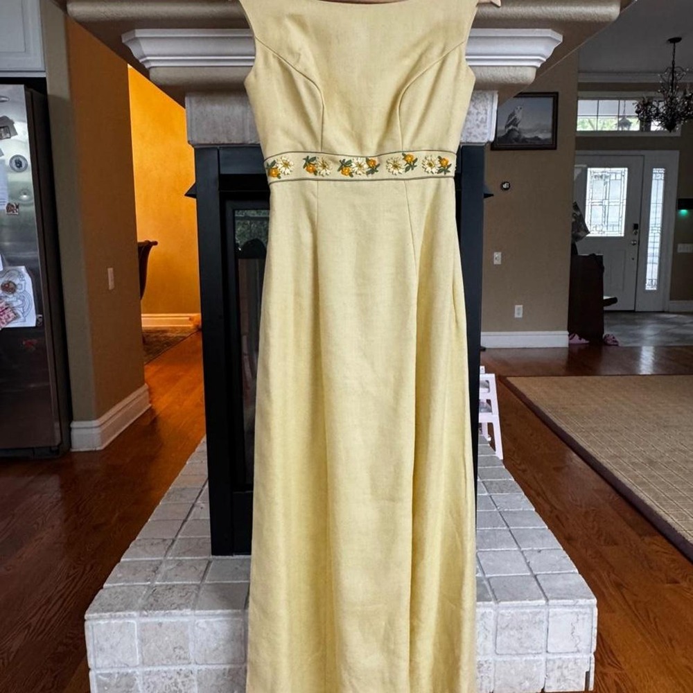 Vintage 1970s The House of Bianchi Yellow Floral Appliqué Maxi Dress Retro